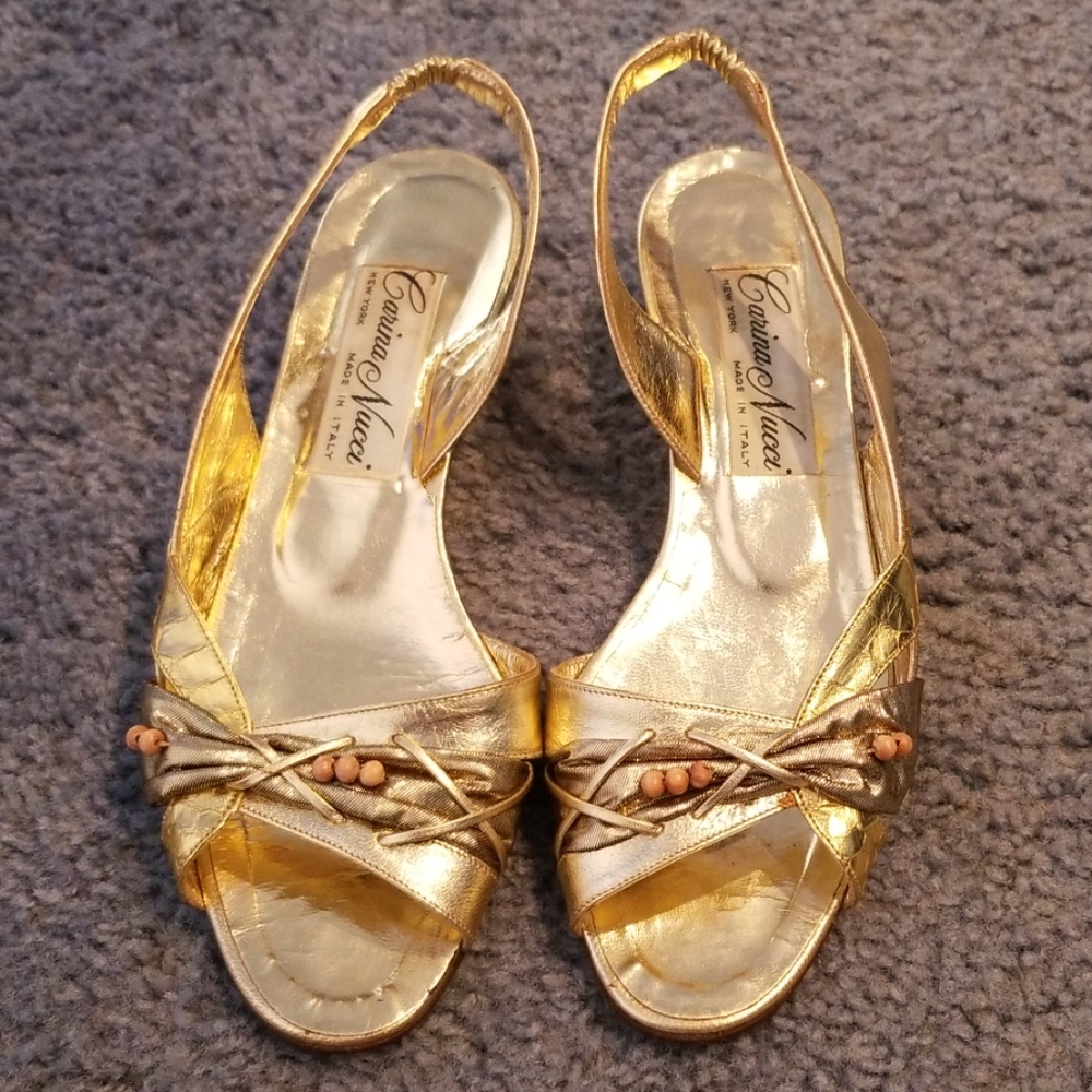 Carina Nucci sandals 6.5